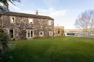 The Long Causeway Brearley